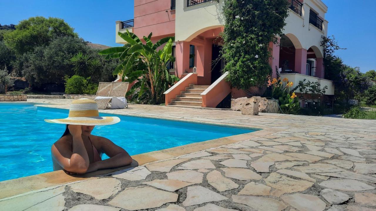 Alekos Beach Houses-Mitis Lepedha Luaran gambar